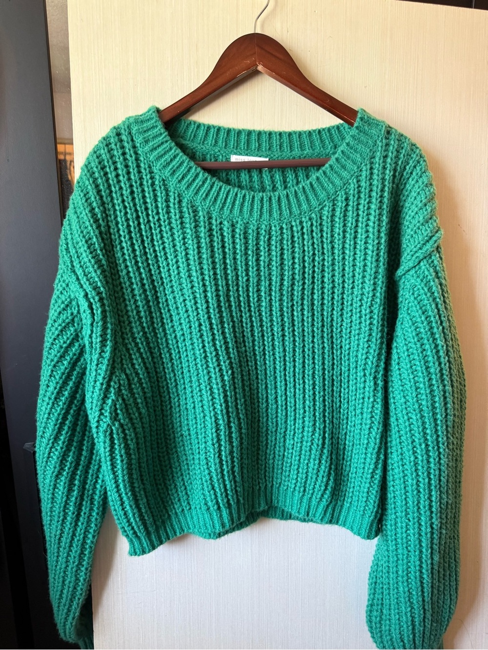 Green Chunky Rib Knit Sweater - Women's Crewneck
